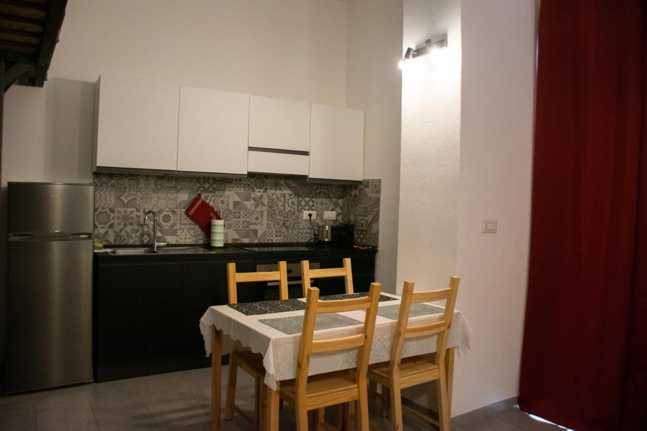 Appartamento Comodo 10 Min Da Centro Torino Esterno foto