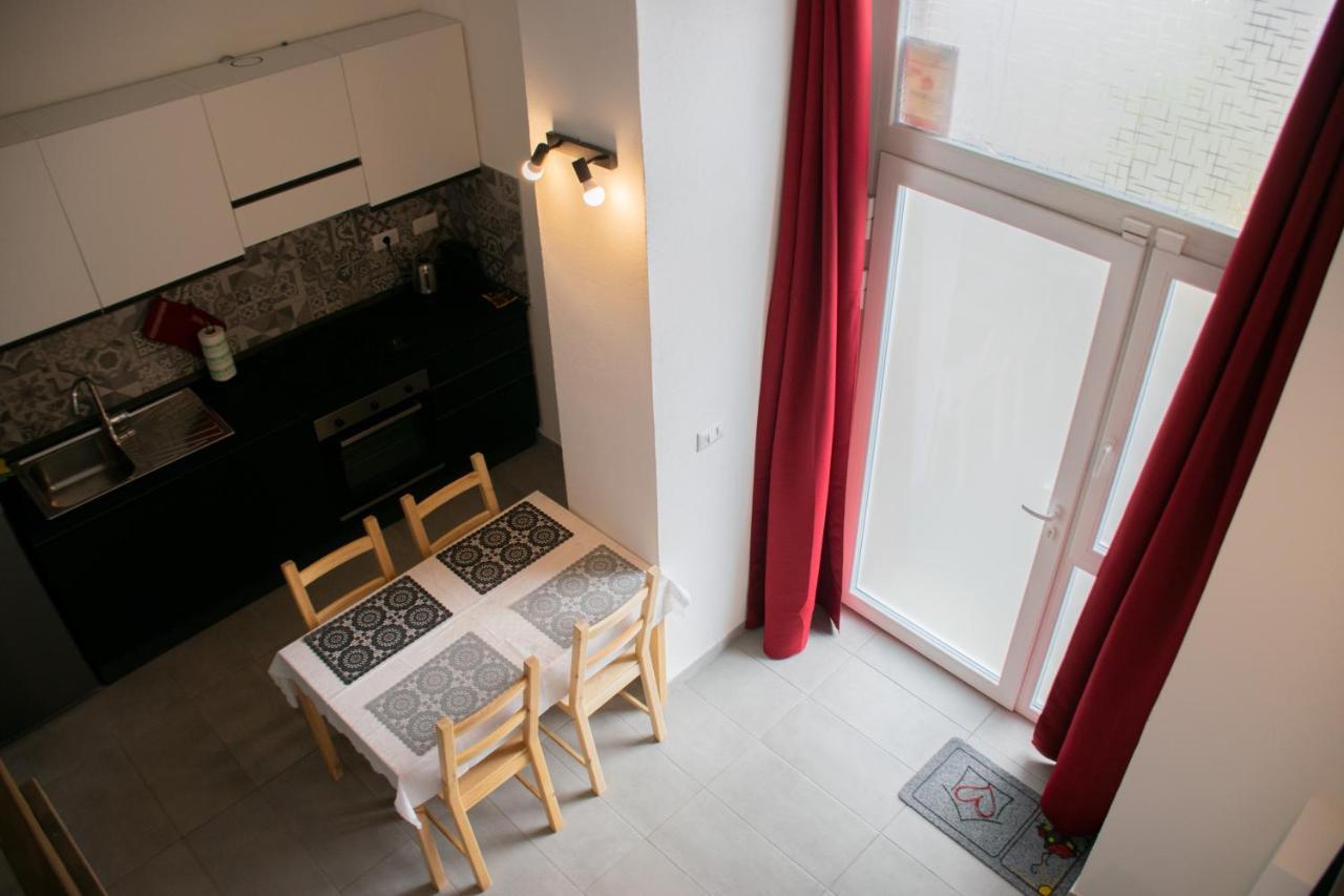 Appartamento Comodo 10 Min Da Centro Torino Esterno foto